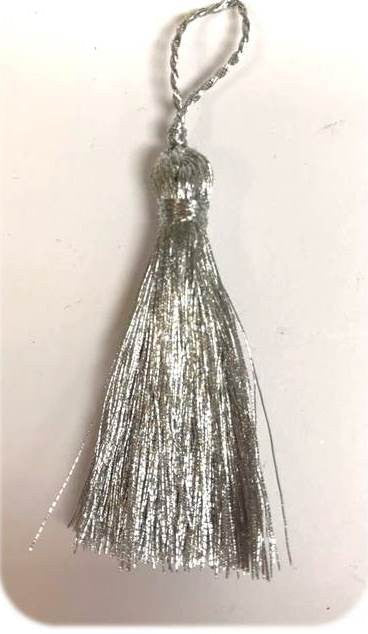 Metallic tassels