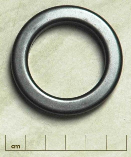 Large Eyelets